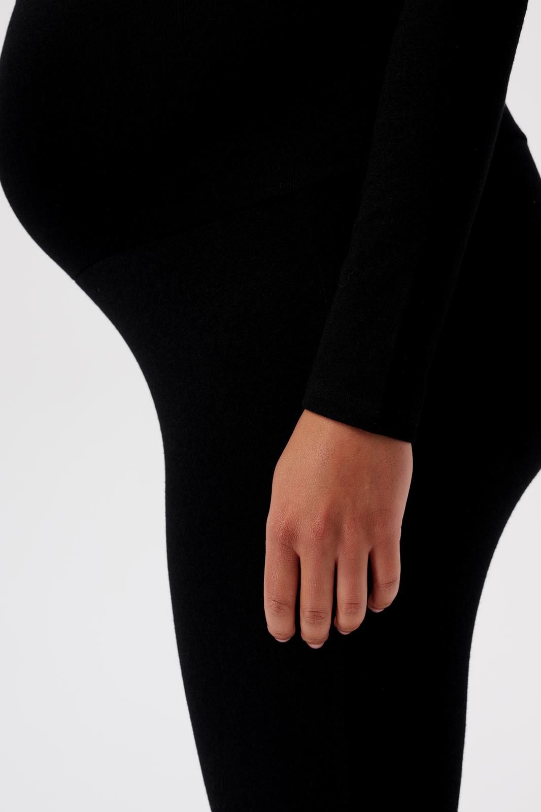 Luci buksur, Black