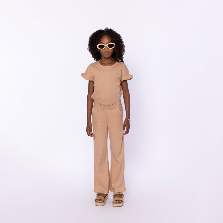 Fatasett, Beige